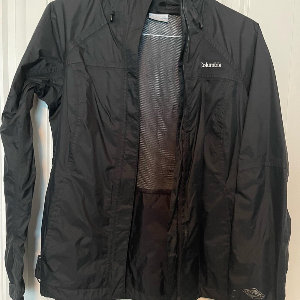 Columbia Rain Jacket - Black - Size Medium